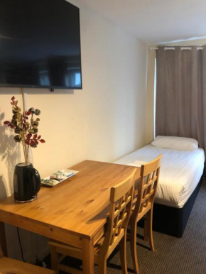 Wallace Budget rooms